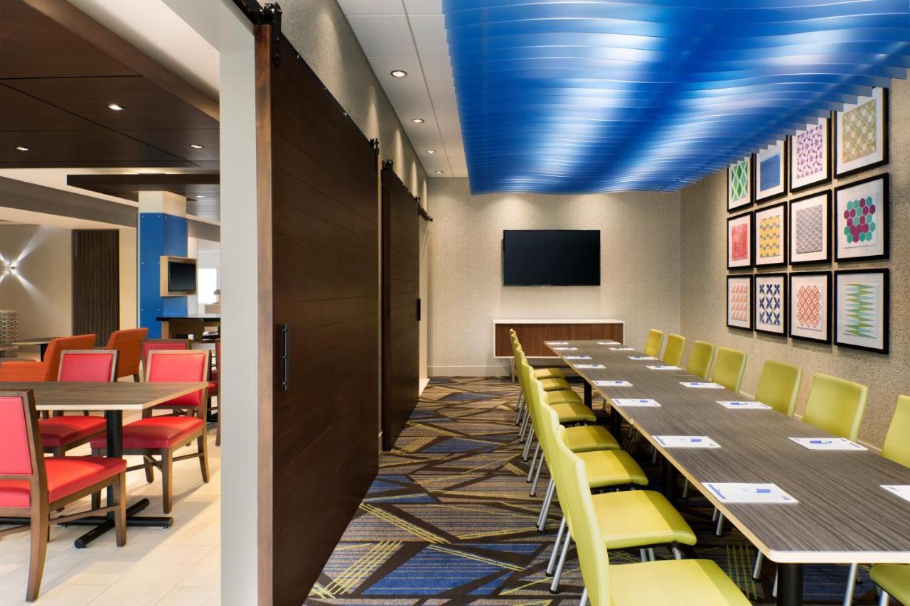 Holiday Inn Express & Suites - Savannah N - Port Wentworth By Ihg Eksteriør billede